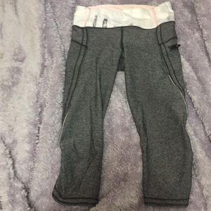 Lululemon Capri workout pants